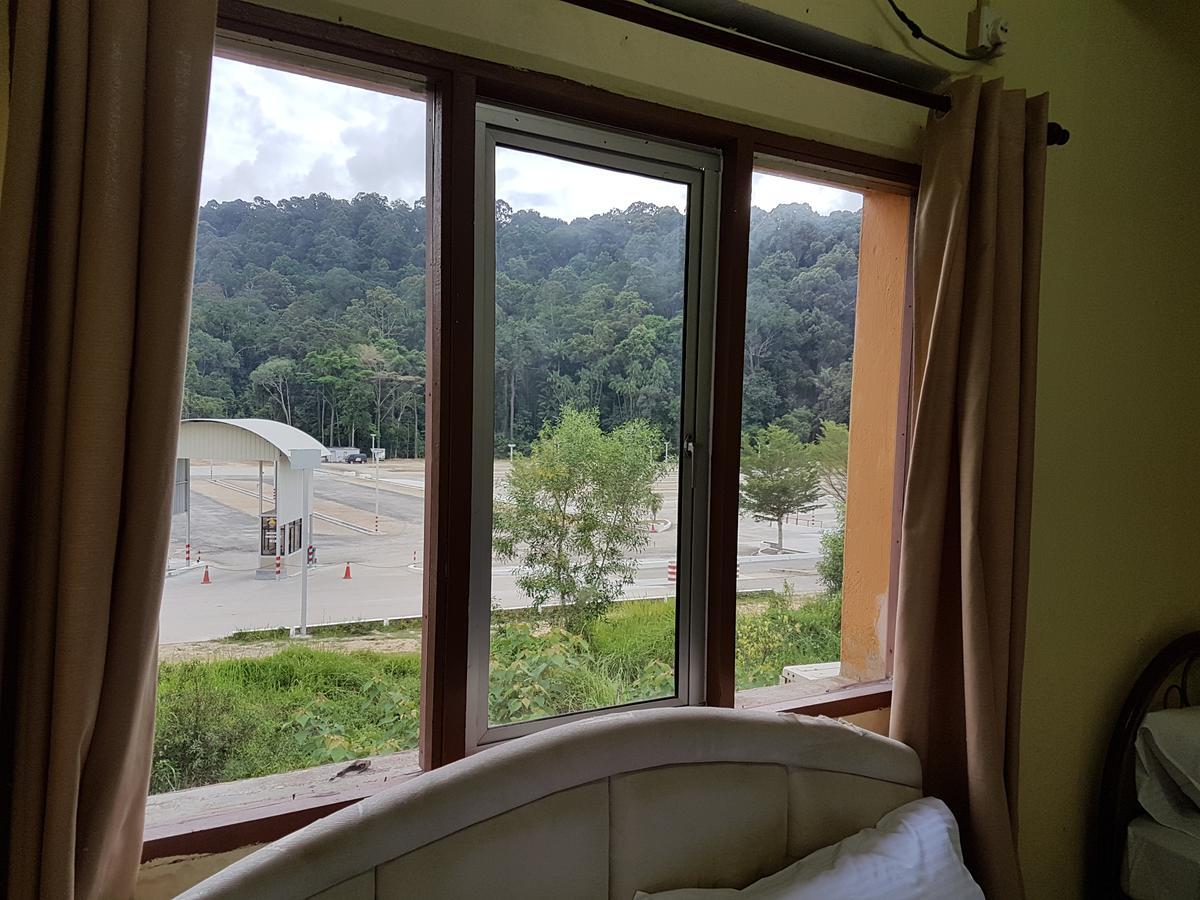 Inap Bayu Tc Apartment Куантан Екстериор снимка